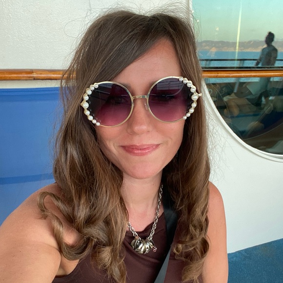 jes_closet_esq